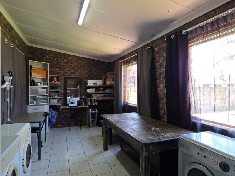 3 Bedroom Property for Sale in Wavecrest Eastern Cape
